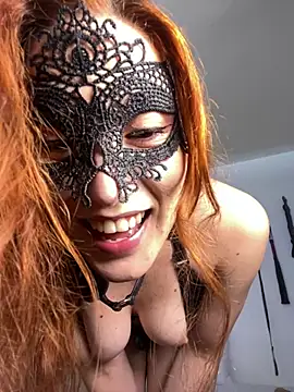 Miacarry online show from May 1, 2026, 4:06 am