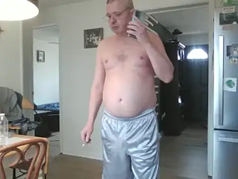 Snapshot of keiferkriss chatting on February 26, 2025, 4:24 pm keiferkriss online show from February 26, 2025, 4:24 pm