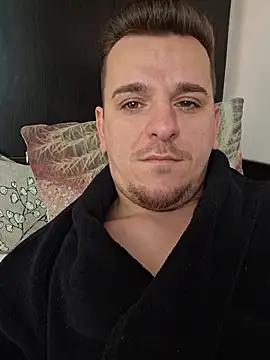 Huge cock22cm online show from February 1, 2026, 8:02 am