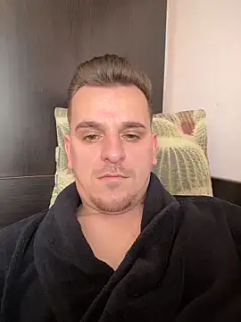 Huge cock22cm online show from March 4, 2026, 12:00 pm