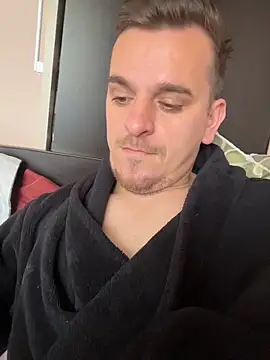 Huge cock22cm online show from May 22, 2026, 6:42 am