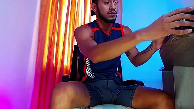 DanteSantoro online show from April 14, 2026, 1:39 pm