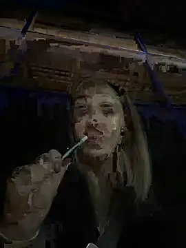 Snapshot of littlebitchess chatting on November 28, 2025, 7:16 pm littlebitchess online show from November 28, 2025, 7:16 pm