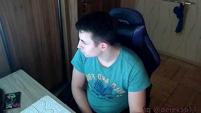 bigmark033 online show from November 30, 2025, 6:56 pm