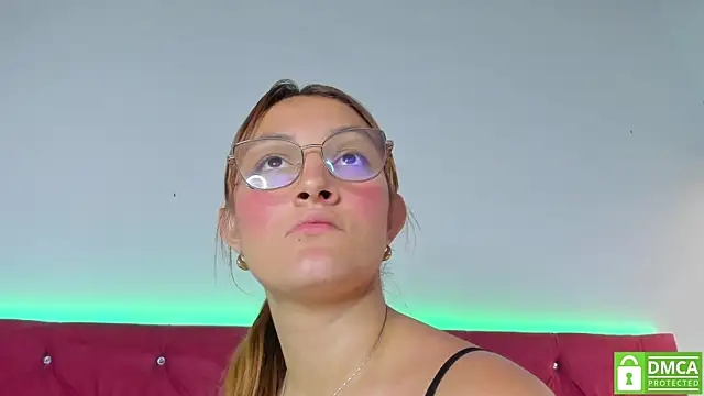 Ruth harvey  online show from February 25, 2025, 6:42 pm