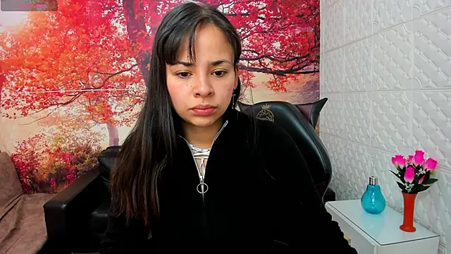 Alessandraa ferri  online show from January 25, 2025, 9:04 pm