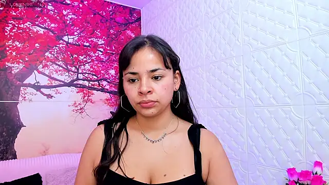 Alessandraa ferri  online show from January 31, 2025, 9:05 pm