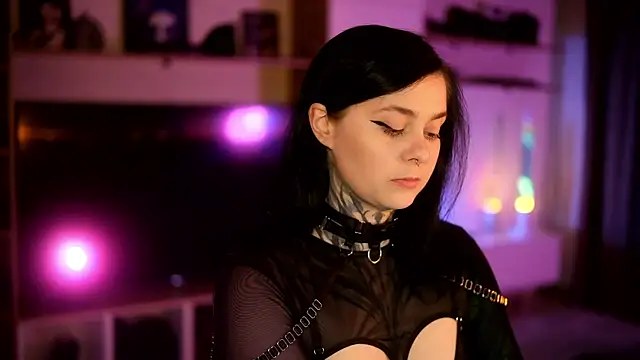 Snapshot of AcidPie chatting on January 7, 2025, 11:24 pm AcidPie online show from January 7, 2025, 11:24 pm