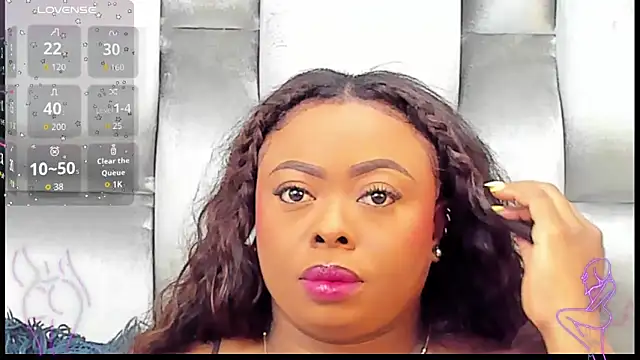 CamilaBenitez online show from October 3, 2025, 1:35 am