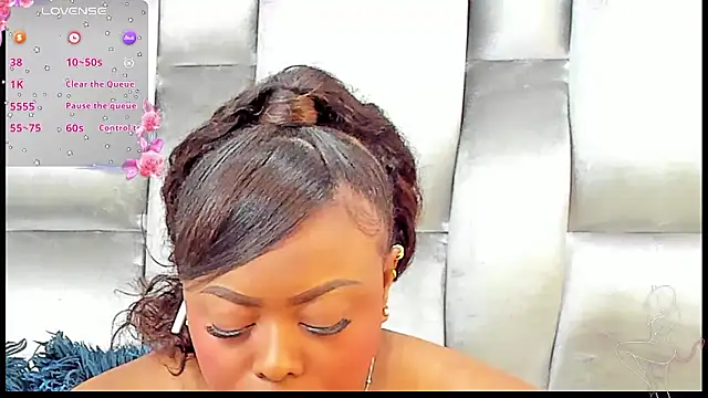 CamilaBenitez online show from January 15, 2026, 3:27 pm