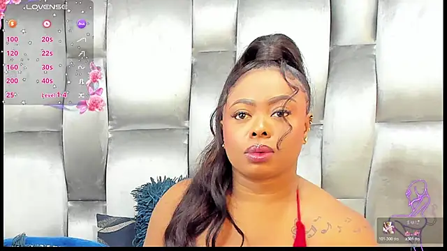 Snapshot of CamilaBenitez chatting on February 28, 2026, 12:11 am CamilaBenitez online show from February 28, 2026, 12:11 am