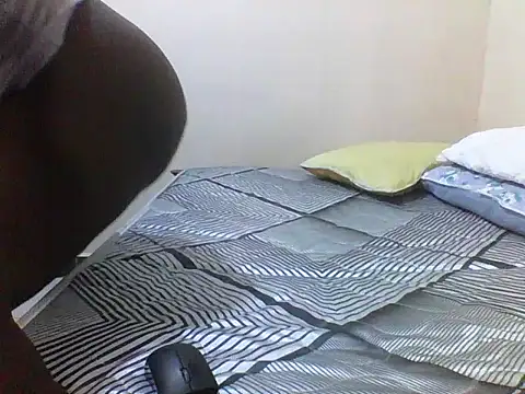 princess-cutie12 online show from October 28, 2025, 1:03 pm