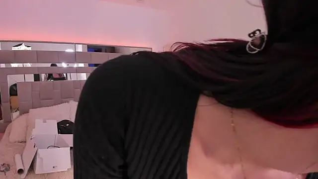 Nicolle foxy online show from February 5, 2025, 7:20 pm