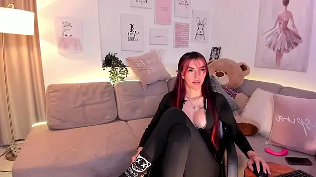 Nicolle foxy online show from February 13, 2025, 3:18 am