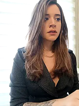 maliciaworld online show from February 28, 2025, 5:37 pm