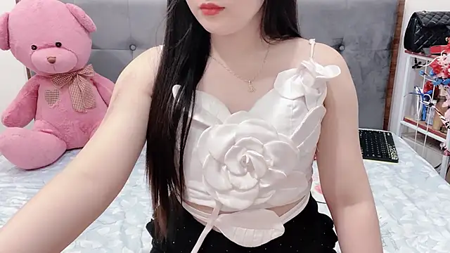 Funikio online show from May 26, 2026, 2:35 pm