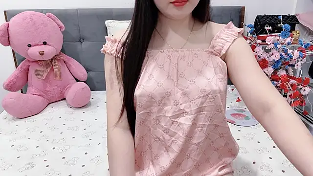 Snapshot of Funikio chatting on June 10, 2026, 2:34 am Funikio online show from June 10, 2026, 2:34 am