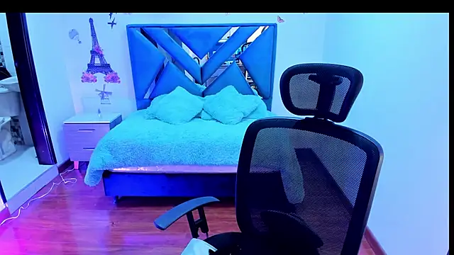 Aylinn diaz online show from December 23, 2024, 11:06 pm