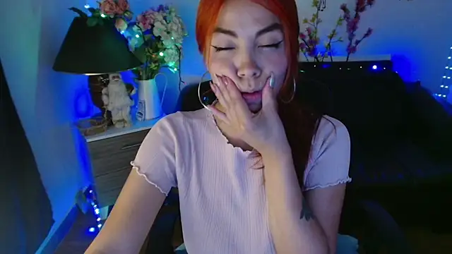 Aylinn diaz online show from March 2, 2026, 7:54 pm