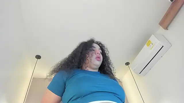 memphiswilliam online show from November 28, 2025, 2:47 am