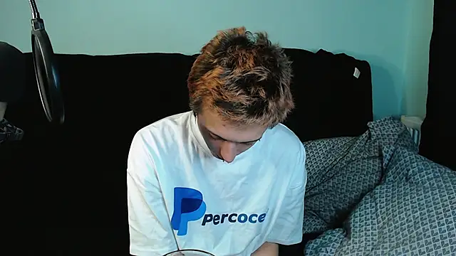 Snapshot of axxxturel chatting on December 3, 2024, 1:52 am axxxturel online show from December 3, 2024, 1:52 am