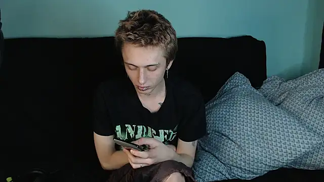 Snapshot of axxxturel chatting on December 11, 2024, 9:12 pm axxxturel online show from December 11, 2024, 9:12 pm