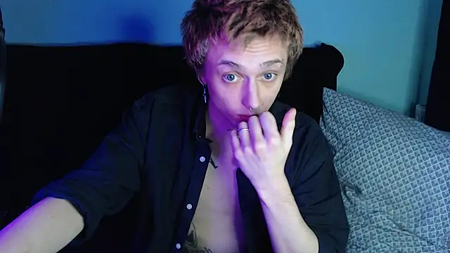 Snapshot of axxxturel chatting on December 21, 2024, 12:09 am axxxturel online show from December 21, 2024, 12:09 am