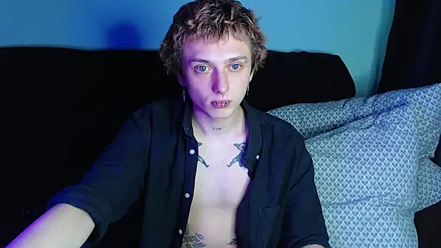 Snapshot of axxxturel chatting on December 27, 2024, 7:14 pm axxxturel online show from December 27, 2024, 7:14 pm