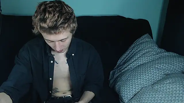 Snapshot of axxxturel chatting on January 1, 2025, 7:21 pm axxxturel online show from January 1, 2025, 7:21 pm