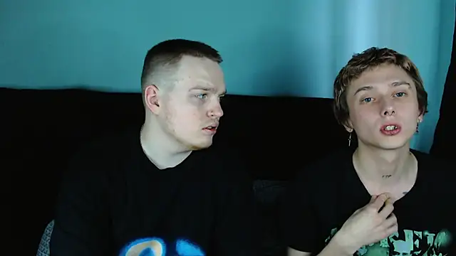 Snapshot of axxxturel chatting on January 6, 2025, 10:13 am axxxturel online show from January 6, 2025, 10:13 am