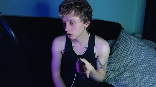 Snapshot of axxxturel chatting on February 18, 2025, 12:48 am axxxturel online show from February 18, 2025, 12:48 am