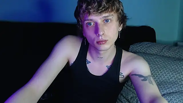 Snapshot of axxxturel chatting on March 18, 2025, 9:43 pm axxxturel online show from March 18, 2025, 9:43 pm