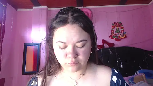 NikkiRous  online show from September 11, 2025, 12:38 pm