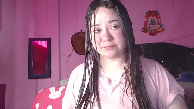 NikkiRous  online show from October 12, 2025, 1:43 pm