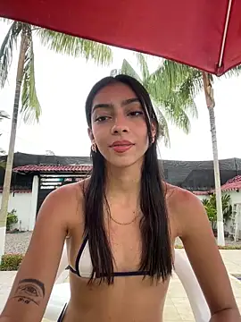 Snapshot of Ema_azel chatting on February 21, 2025, 4:26 pm Ema azel online show from February 21, 2025, 4:26 pm