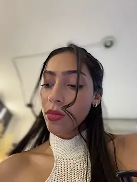 Ema azel online show from April 10, 2026, 2:00 pm