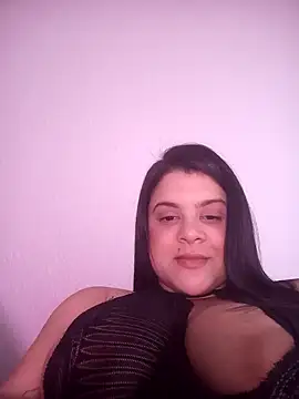 LUAHOT  online show from July 9, 2026, 5:22 am