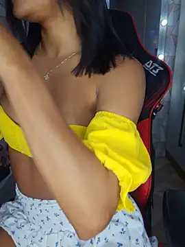 Snapshot of moreninhasilva chatting on July 11, 2026, 12:46 am moreninhasilva online show from July 11, 2026, 12:46 am