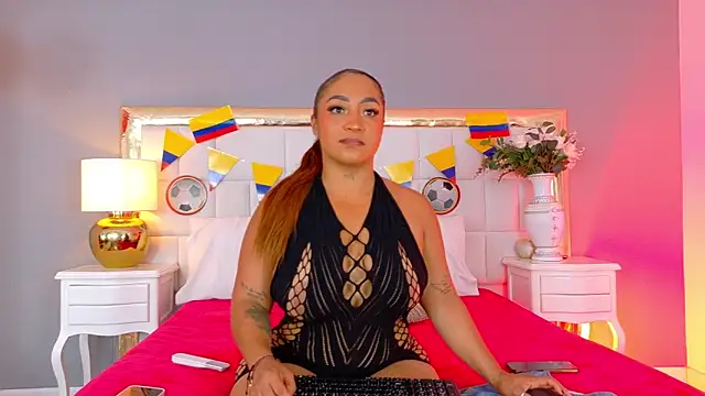 KateVenegas online show from June 20, 2026, 8:33 pm