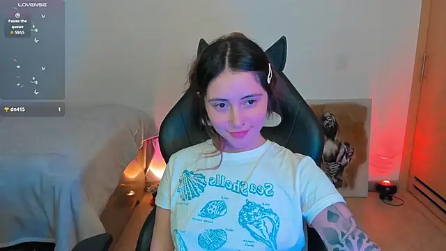 Snapshot of annie_mora chatting on October 4, 2025, 2:53 am annie mora online show from October 4, 2025, 2:53 am