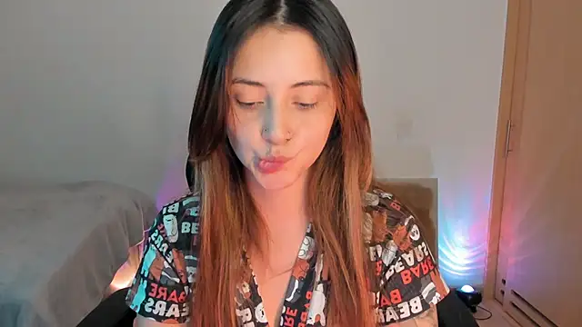 Snapshot of annie_mora chatting on October 9, 2025, 3:04 am annie mora online show from October 9, 2025, 3:04 am