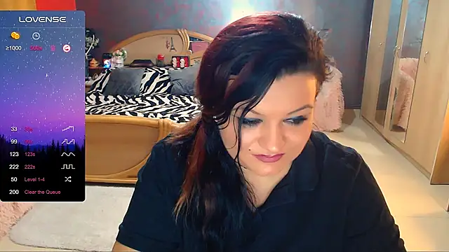 Snapshot of Ariellefoxy chatting on December 16, 2024, 7:04 am Ariellefoxy online show from December 16, 2024, 7:04 am