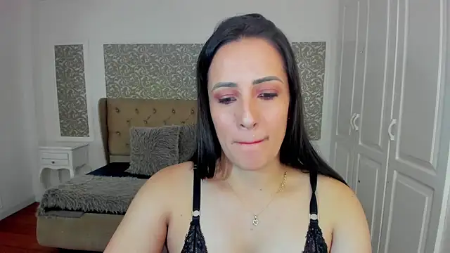 Snapshot of KimWessel_ chatting on October 22, 2025, 8:08 pm KimWessel  online show from October 22, 2025, 8:08 pm