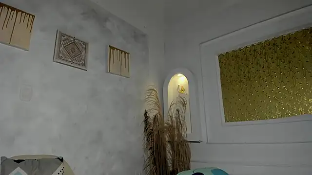 Snapshot of Tahira_21_ chatting on October 8, 2025, 7:33 pm Tahira 21 online show from October 8, 2025, 7:33 pm