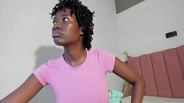 Snapshot of Tahira_21_ chatting on November 26, 2025, 7:04 pm Tahira 21 online show from November 26, 2025, 7:04 pm