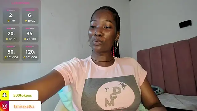 Snapshot of Tahira_21_ chatting on June 13, 2026, 8:07 pm Tahira 21 online show from June 13, 2026, 8:07 pm