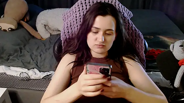 KiraYammy online show from January 13, 2025, 1:56 am