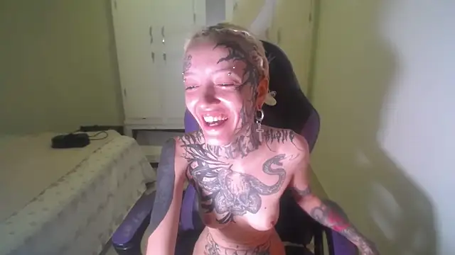 barbara anal squirt  online show from October 15, 2025, 8:42 pm