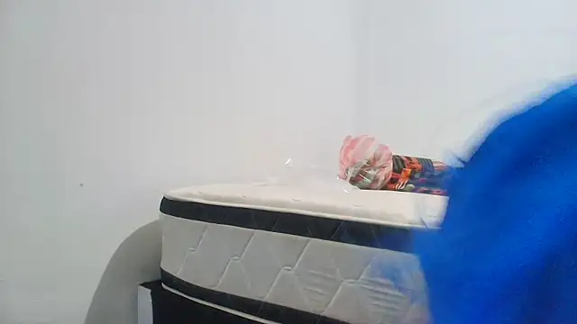 Snapshot of barbara_anal_squirt_ chatting on June 17, 2026, 2:58 am barbara anal squirt online show from June 17, 2026, 2:58 am