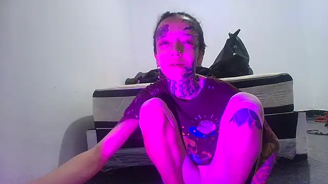 Snapshot of barbara_anal_squirt_ chatting on June 27, 2026, 11:26 am barbara anal squirt online show from June 27, 2026, 11:26 am